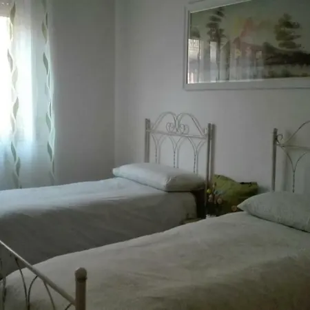 Raffy's House Pompei Apartmán *